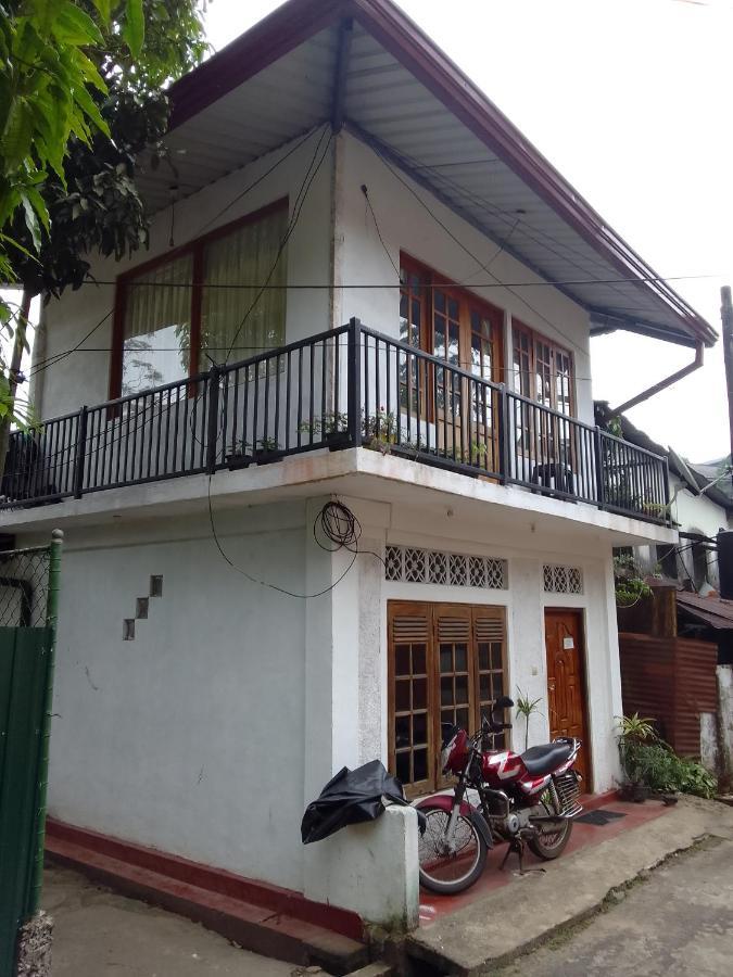 Trinish Homestay Hatton Bagian luar foto
