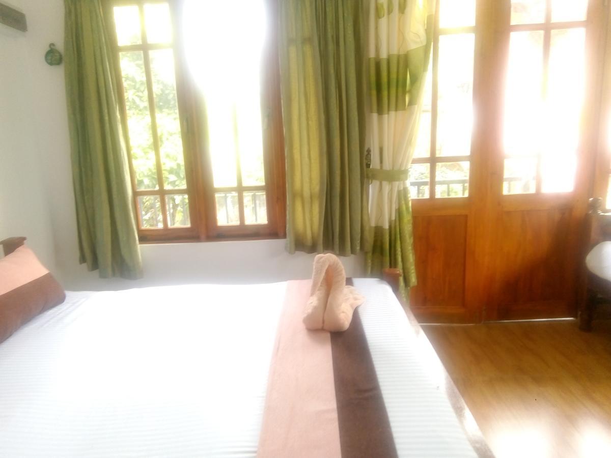 Trinish Homestay Hatton Bagian luar foto